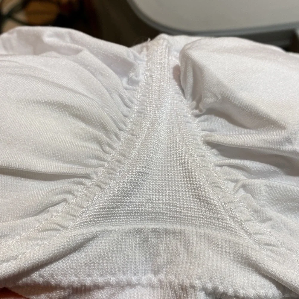 Bundle of (3) Rhonda Shear size Large Bras New With Tags black-White and tan - Picture 4 of 5